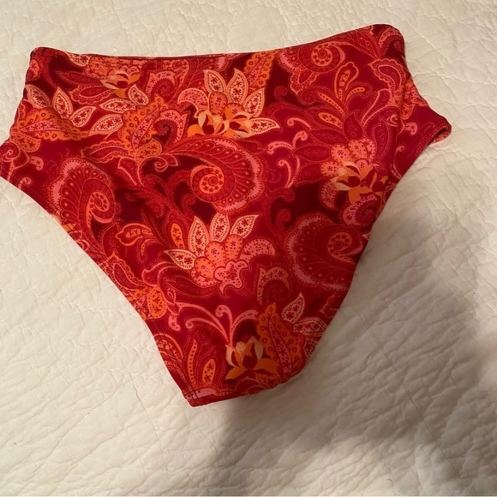 Cupshe Bikini - Picture 8 of 9